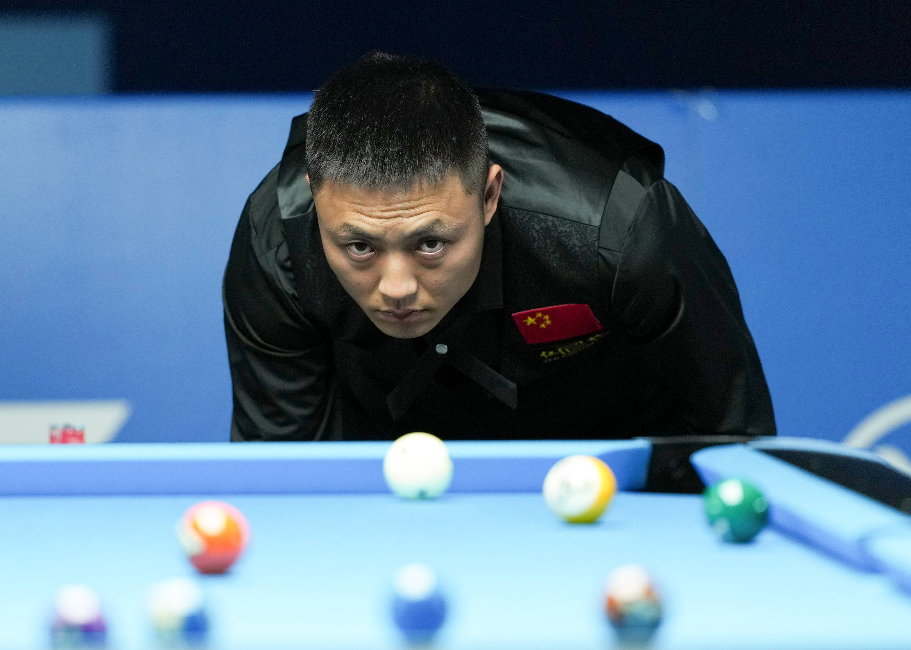 学生们做指 学生们做指