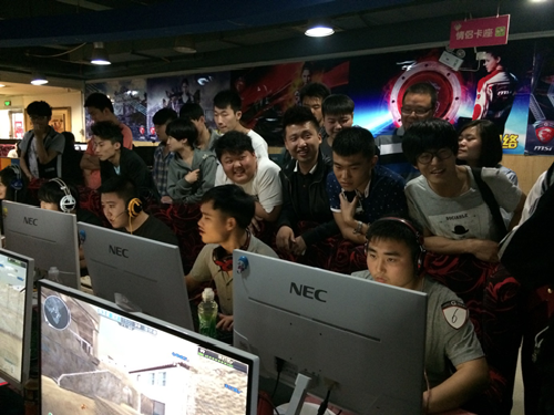 这些故事通 这些故事通