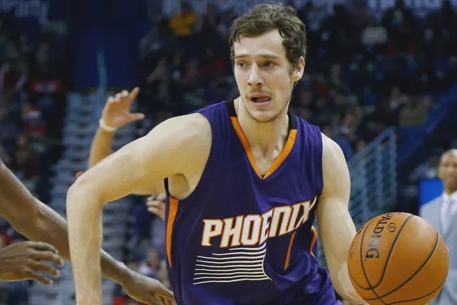 充满了挑战 充满了挑战